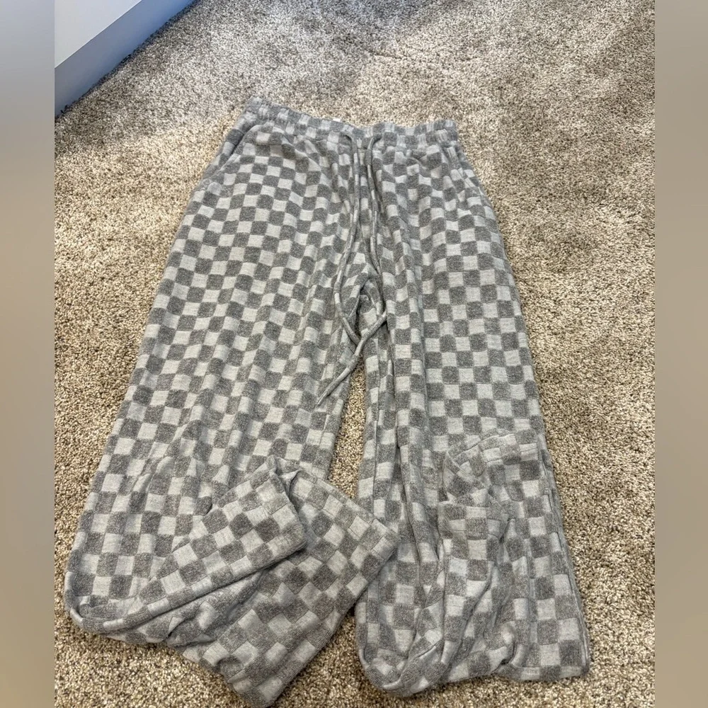 Chicidivas gray checkerboard sweat set size small - Picture 4 of 4